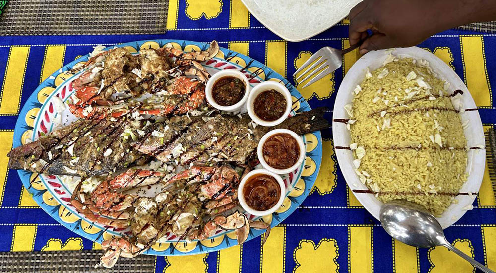 Cuisine locale à Freetown : Découvrez les délices authentiques de l’Afrique de l’Ouest
