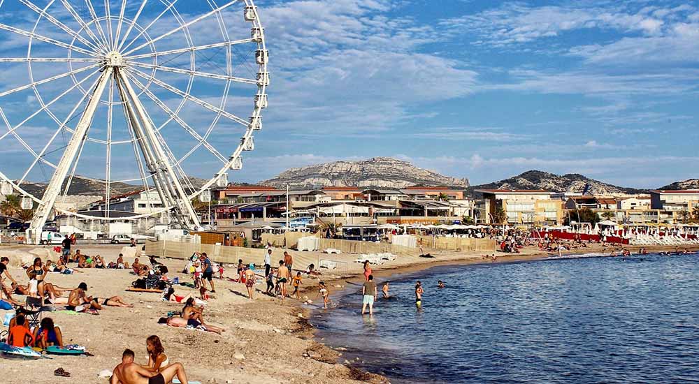 Balade sur le littoral marseillais : découvrez les secrets de la Méditerranée et les plages cachées